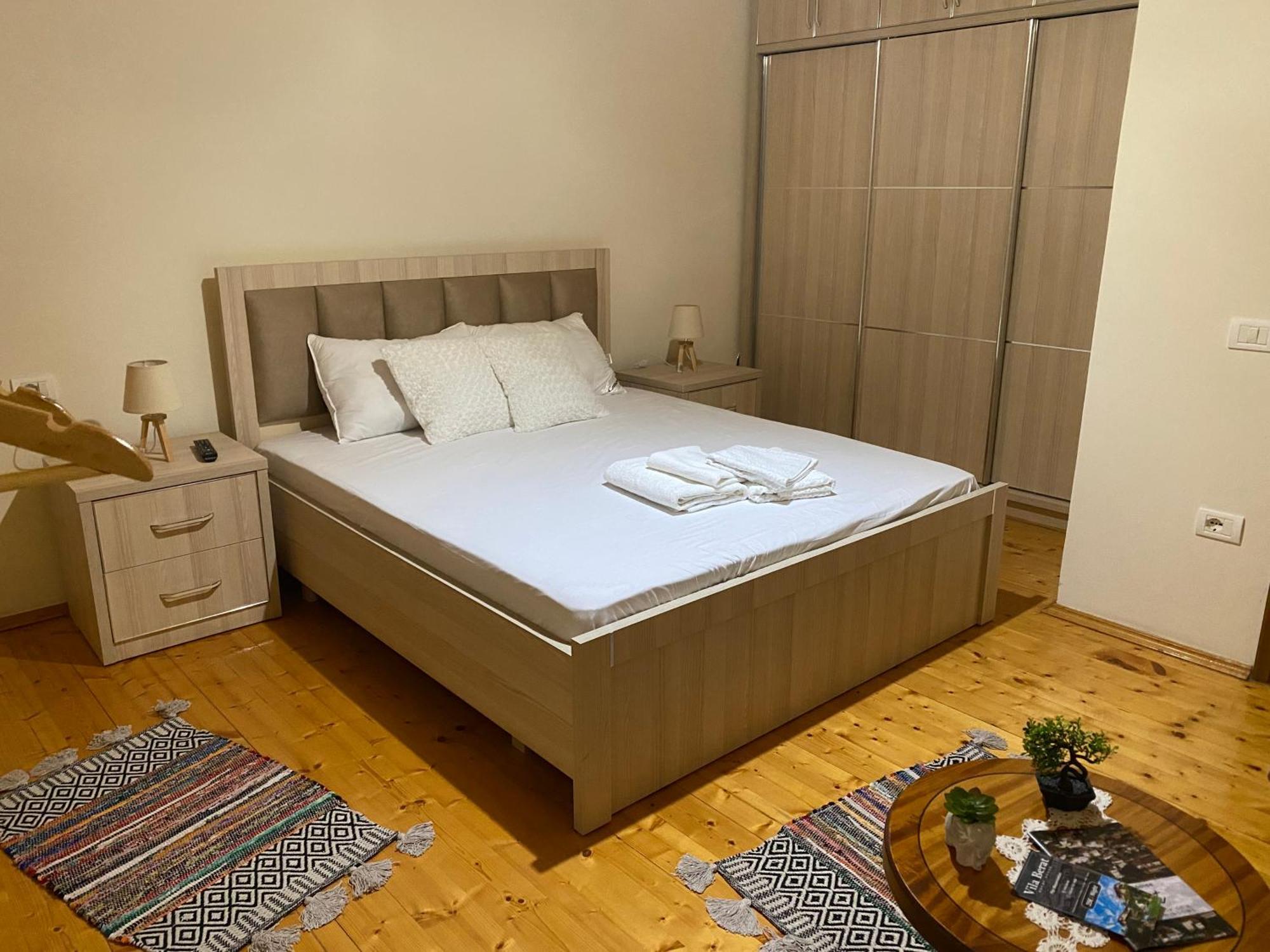 Villa Берат Екстериор снимка