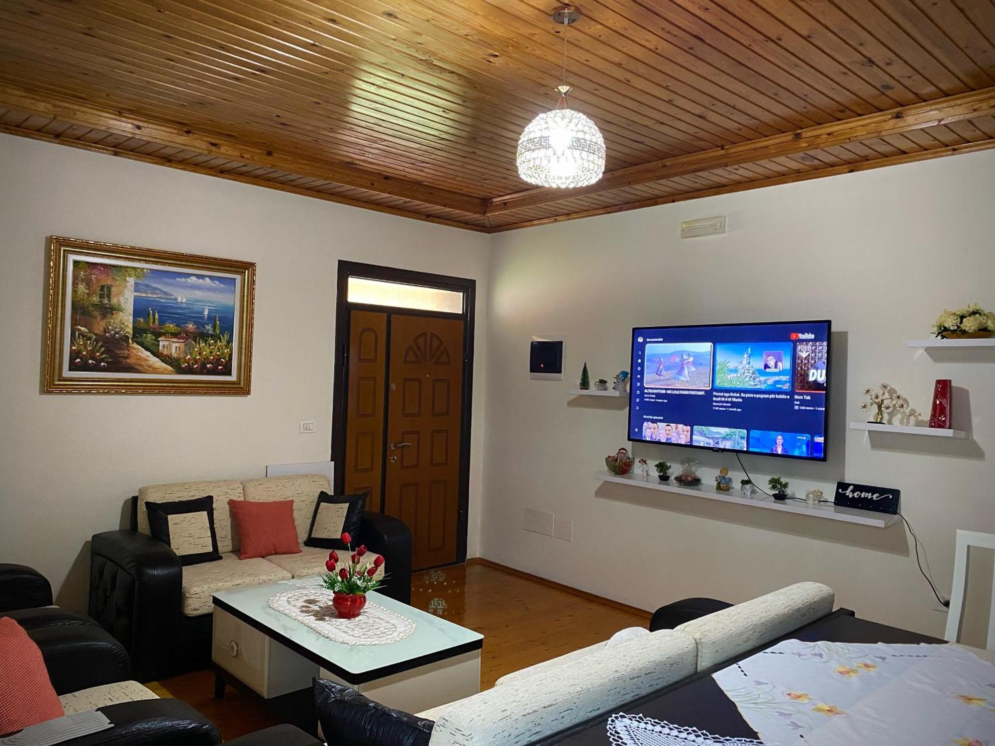 Villa Берат Екстериор снимка