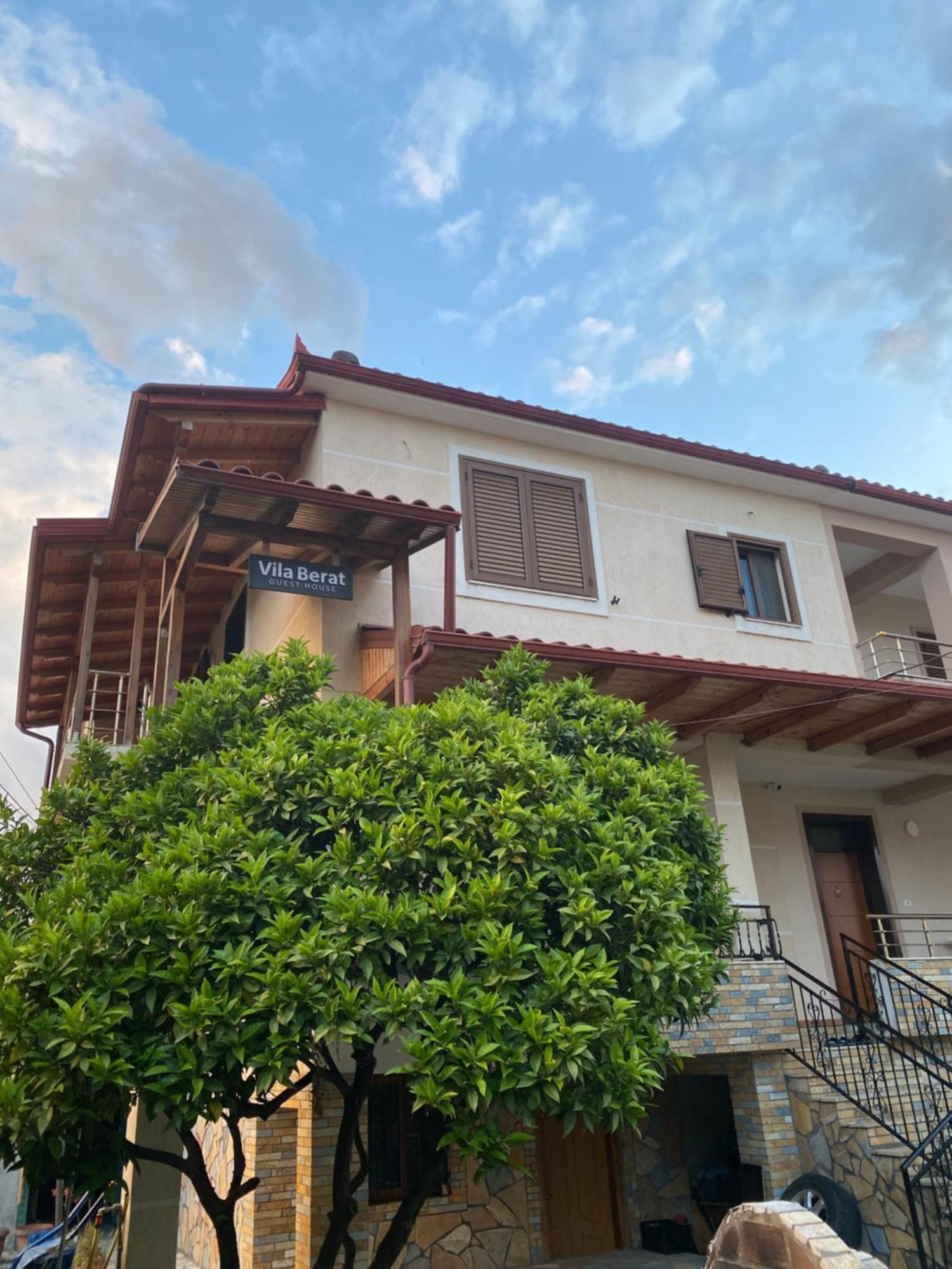 Villa Берат Екстериор снимка